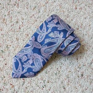 JosA Bank Reserve Necktie Tie 100% Silk Slim Blue Pink Paisley 3x58" Designer